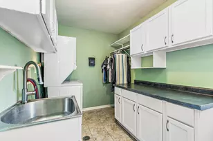 7798 Kingsbury Dr, Hanover Park, IL 60133 - Photo 11