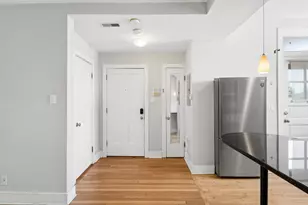 1702 W Catalpa Ave, Chicago, IL 60640 - Photo 11