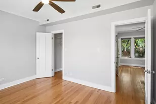 1702 W Catalpa Ave, Chicago, IL 60640 - Photo 15
