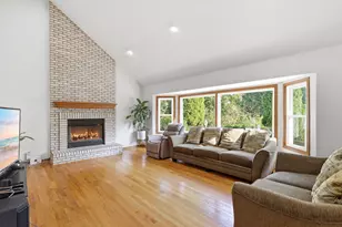 17110 Arbor Creek Dr, Plainfield, IL 60586 - Photo 5
