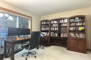 3824 Patty Berg Ct, Woodridge, IL 60517 - Photo 5