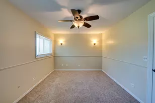 1320 Andover Dr, Aurora, IL 60504 - Photo 15