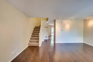 1320 Andover Dr, Aurora, IL 60504 - Photo 3