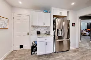 5016 N Mango Ave, Chicago, IL 60630 - Photo 9