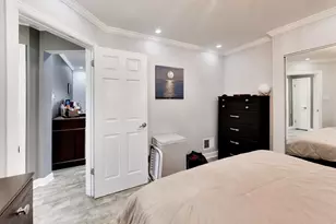 5016 N Mango Ave, Chicago, IL 60630 - Photo 11
