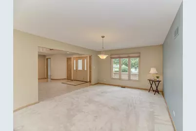 1500 Royal Oak Road, Darien, IL 60561 - Photo 15