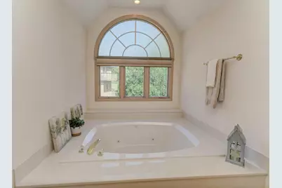 1500 Royal Oak Road, Darien, IL 60561 - Photo 29
