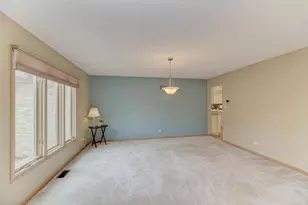 1500 Royal Oak Rd, Darien, IL 60561 - Photo 13