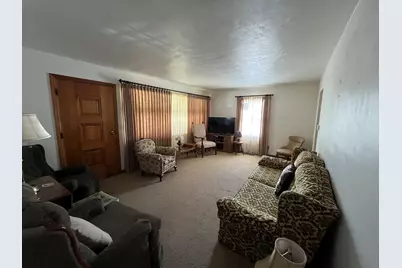 526 Edwards Street, Kewanee, IL 61443 - Photo 17