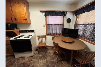 526 Edwards Street, Kewanee, IL 61443 - Photo 9