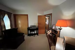 526 Edwards St, Kewanee, IL 61443 - Photo 23