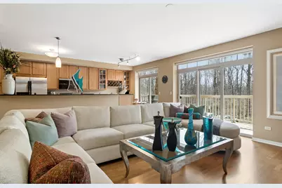 425 Benjamin Drive #202, Vernon Hills, IL 60061 - Photo 13