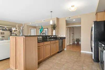 425 Benjamin Drive #202, Vernon Hills, IL 60061 - Photo 11