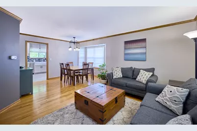 1140 Sandhurst Lane, Carol Stream, IL 60188 - Photo 5