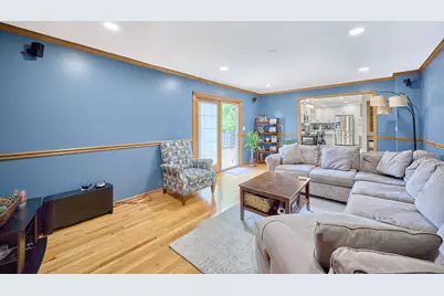 1140 Sandhurst Lane, Carol Stream, IL 60188 - Photo 13