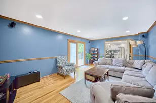 1140 Sandhurst Ln, Carol Stream, IL 60188 - Photo 13