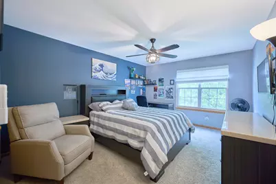 1140 Sandhurst Lane, Carol Stream, IL 60188 - Photo 25