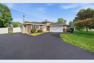 18837 W Louise Drive, Lansing, IL 60438 - Photo 1