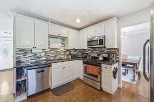 18837 W Louise Dr, Lansing, IL 60438 - Photo 13