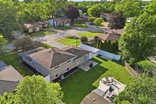 18837 W Louise Dr, Lansing, IL 60438 - Photo 7