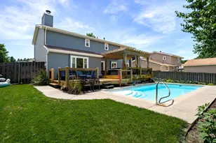 301 S Evergreen Ln, Bloomington, IL 61704 - Photo 37