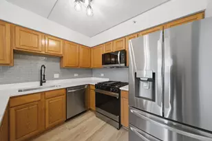 7414 W Irving Park Rd, Norridge, IL 60706 - Photo 5