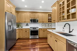 469 Duane St, Glen Ellyn, IL 60137 - Photo 9