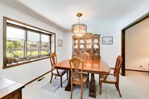 125 Lynnfield Ln, Schaumburg, IL 60193 - Photo 11