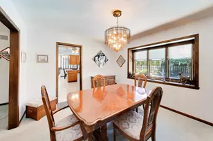 125 Lynnfield Ln, Schaumburg, IL 60193 - Photo 9