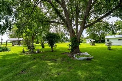 310 E Jefferson Street, Dana, IL 61321 - Photo 35