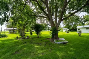 310 E Jefferson St, Dana, IL 61321 - Photo 35