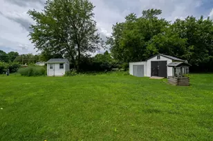 310 E Jefferson St, Dana, IL 61321 - Photo 37