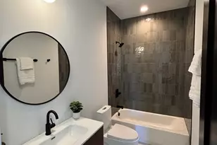 1914 N Rockwell St, Chicago, IL 60647 - Photo 17