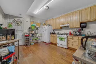 3854 W Diversey Ave, Chicago, IL 60647 - Photo 13