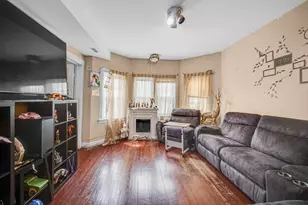 3854 W Diversey Ave, Chicago, IL 60647 - Photo 11