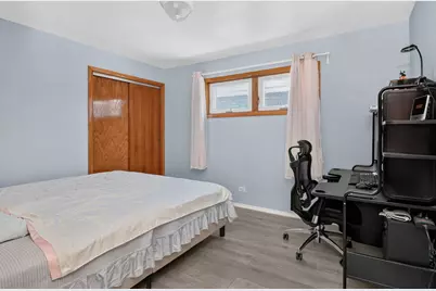 5328 S Melvina Avenue, Chicago, IL 60638 - Photo 11