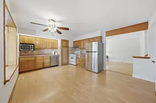 5215 138th Pl, Crestwood, IL 60418 - Photo 5