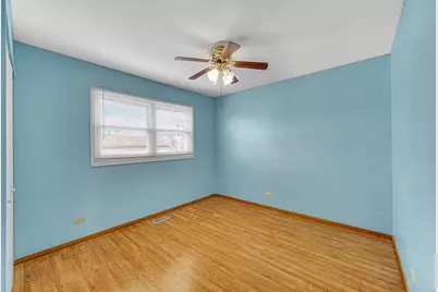 593 Iroquois Trail, Carol Stream, IL 60188 - Photo 13