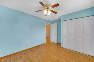 593 Iroquois Trail, Carol Stream, IL 60188 - Photo 11