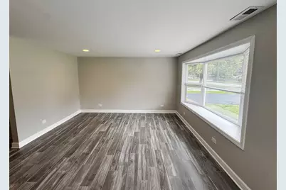 2413 Meridian Drive, Joliet, IL 60431 - Photo 9