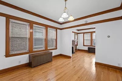 5705 W Melrose Street, Chicago, IL 60634 - Photo 9