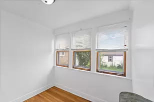 5705 W Melrose St, Chicago, IL 60634 - Photo 17