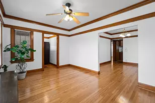 5705 W Melrose St, Chicago, IL 60634 - Photo 7