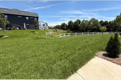 8545 Chadwick Court #8545, Woodridge, IL 60517 - Photo 9