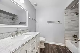 6076 Angel Ln, Lisle, IL 60532 - Photo 27