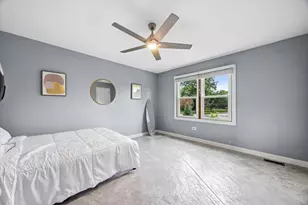 6076 Angel Ln, Lisle, IL 60532 - Photo 21