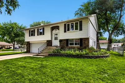 [Address not provided], Streamwood, IL 60107 - Photo 1