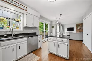 612 Spyglass Ct, North Aurora, IL 60542 - Photo 11