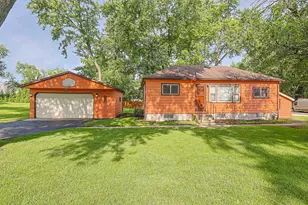 1400 Marion St, Schaumburg, IL 60193 - Photo 1