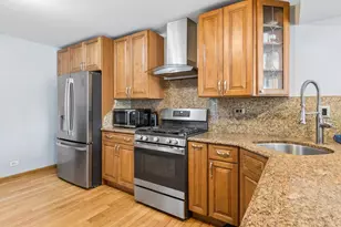 1009 E Wilson Ave, Lombard, IL 60148 - Photo 11